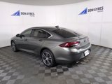 Used 2018 Buick Regal Essence image 2