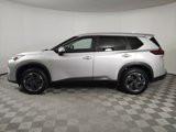 Used 2024 Nissan Rogue SV image 5