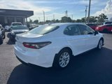 Used 2022 Toyota Camry LE image 5