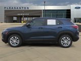 Used 2023 Chevrolet TrailBlazer LS image 2
