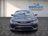 Used 2017 Chrysler 200 Limited Platinum image 2