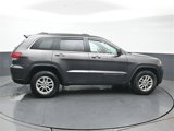 Used 2020 Jeep Grand Cherokee Laredo image 6