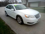 Used 2013 Chrysler 200 LX image 4
