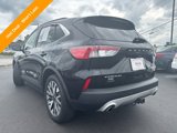 Used 2020 Ford Escape Titanium image 3