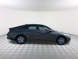 New 2025 Hyundai Elantra SE image 4