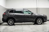 Used 2021 Jeep Cherokee Latitude Lux w/ Comfort/Convenience Group image 6