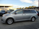 Used 2016 Toyota Sienna XLE Premium image 5