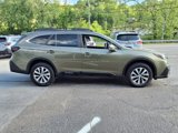 Used 2020 Subaru Outback Premium image 3