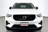 Used 2025 Volvo XC40 B5 Plus image 2