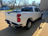 Used 2025 Chevrolet Silverado 1500 LT image 3