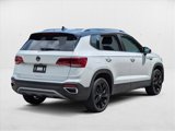 Used 2024 Volkswagen Taos SE image 2