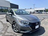 Used 2025 Nissan Versa SV image 3