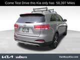Used 2017 Kia Sorento EX image 2