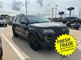 Used 2017 Ford Explorer XLT w/ Equipment Group 202A image 3