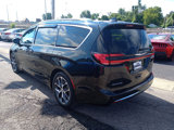 Used 2021 Chrysler Pacifica Touring-L image 5