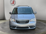 Used 2016 Chrysler Town & Country Touring image 2