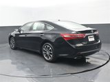 Used 2016 Toyota Avalon XLE Premium image 3