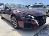 Used 2023 Nissan Altima 2.5 SV image 2