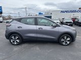 Used 2022 Chevrolet Bolt EUV LT w/ Convenience Package image 2