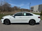 Used 2023 Volkswagen Jetta SEL image 4
