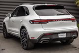 Certified 2022 Porsche Macan image 3