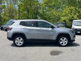 Used 2022 Jeep Compass Latitude w/ Convenience Group image 2