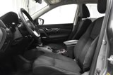 Used 2018 Nissan Rogue SV image 2