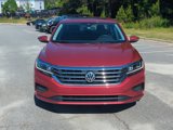Used 2022 Volkswagen Passat 2.0T SE image 2
