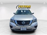 Used 2018 Nissan Pathfinder SV image 2