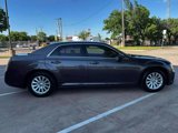 Used 2013 Chrysler 300 image 4