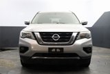 Used 2017 Nissan Pathfinder SV image 3