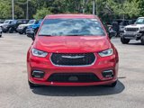 New 2025 Chrysler Pacifica Select image 2