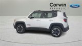 Used 2017 Jeep Renegade Trailhawk w/ Premium Trailhawk Package image 4