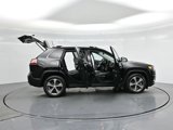 Used 2019 Jeep Cherokee Limited w/ Technology Group image 5
