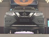 Used 2020 Nissan Rogue SV image 3