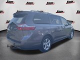 Used 2015 Toyota Sienna LE image 5
