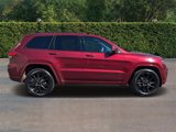 Used 2021 Jeep Grand Cherokee Laredo X image 2