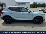 Used 2019 Volvo XC40 T5 Momentum image 2