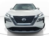Used 2023 Nissan Rogue SV image 2