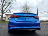 Used 2017 Hyundai Elantra SE image 3