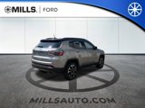 Used 2022 Jeep Compass Limited image 4