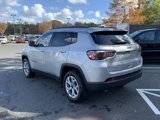 New 2025 Jeep Compass Latitude image 3