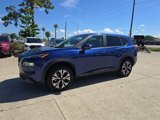 Used 2023 Nissan Rogue SV image 2