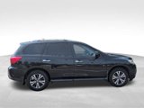 Used 2018 Nissan Pathfinder S image 4