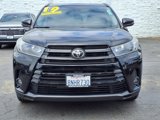 Used 2019 Toyota Highlander SE image 2