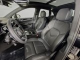 Certified 2025 Porsche Macan image 5