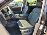 Certified 2024 Volkswagen Atlas SE w/ Black Wheel Package image 4