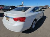 Used 2015 Chevrolet Impala LT w/ Convenience Package image 5