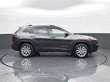 Used 2017 Jeep Cherokee Limited image 4