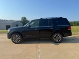 Used 2016 Lincoln Navigator Select image 4